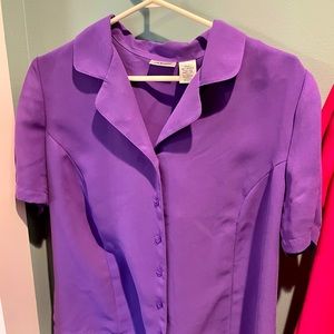 2 women’s dress tops